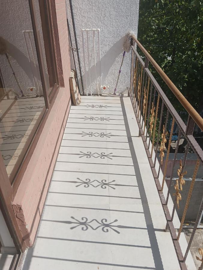 Mary'S Cozy & Lovely Studio On Very Quiet Khosharauli Street Tbilisi Exterior foto