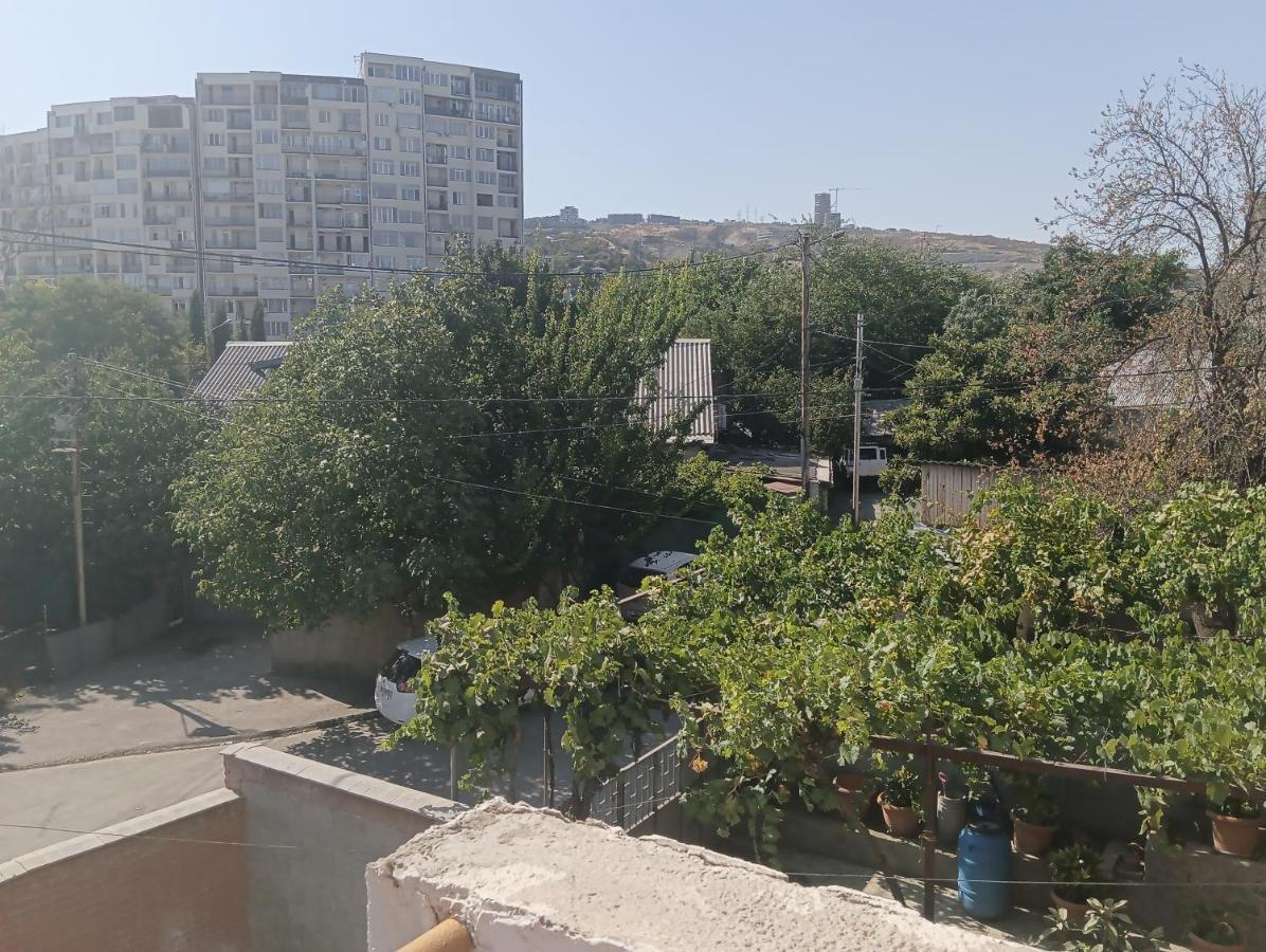 Mary'S Cozy & Lovely Studio On Very Quiet Khosharauli Street Tbilisi Exterior foto